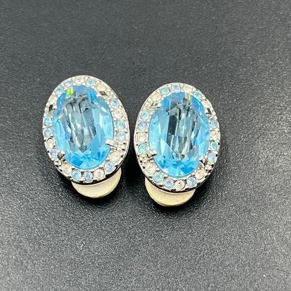 Swarovski Vintage Large Oval Blue Topaz Crystal Prong Set Halo Clip On Earrings - Picture 2 of 9